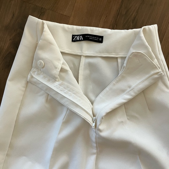 Zara High Waisted Flared Pants - Picture 9 of 9